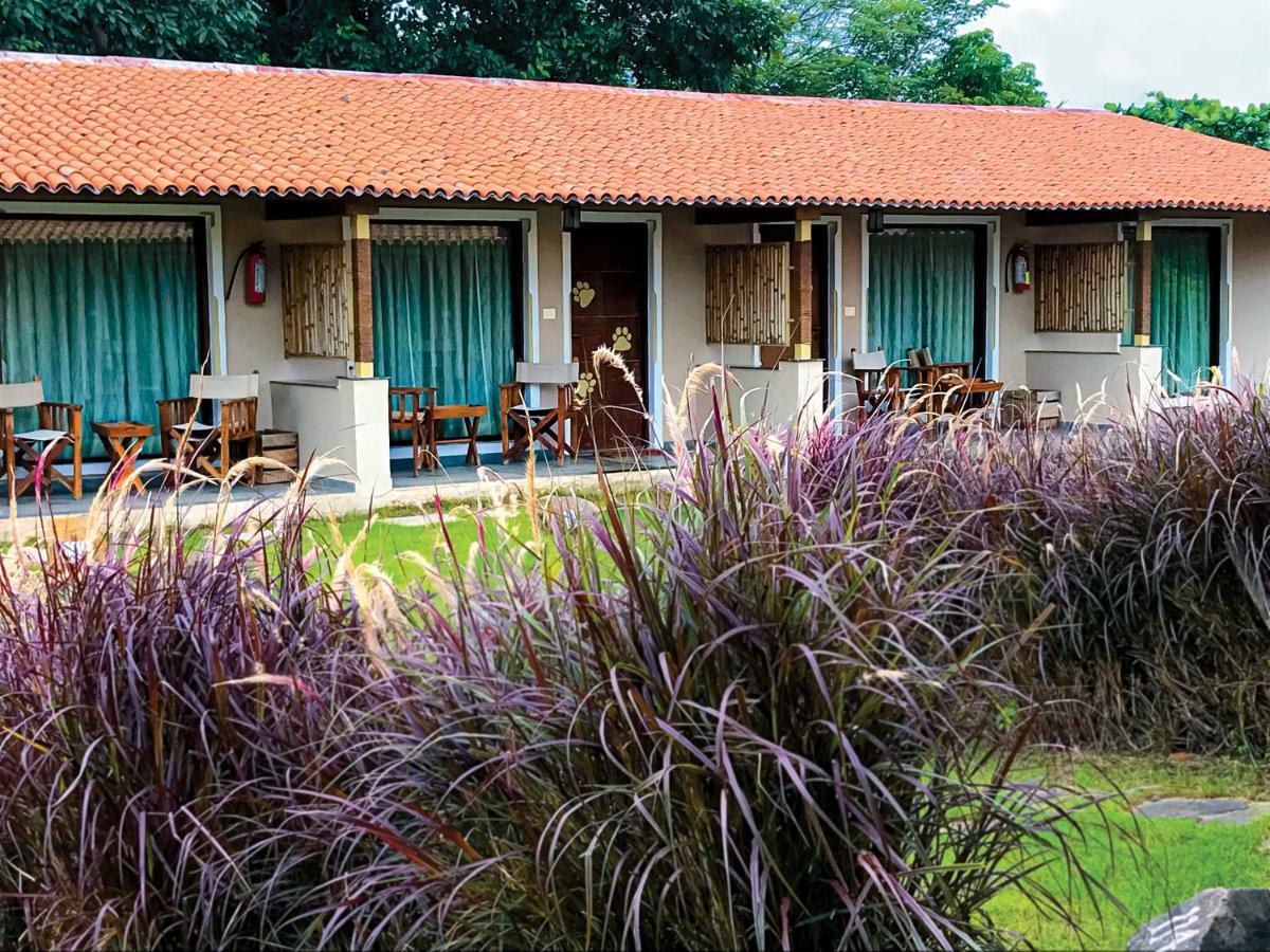 Asiatic Lion Lodge Sasan Gir Esterno foto