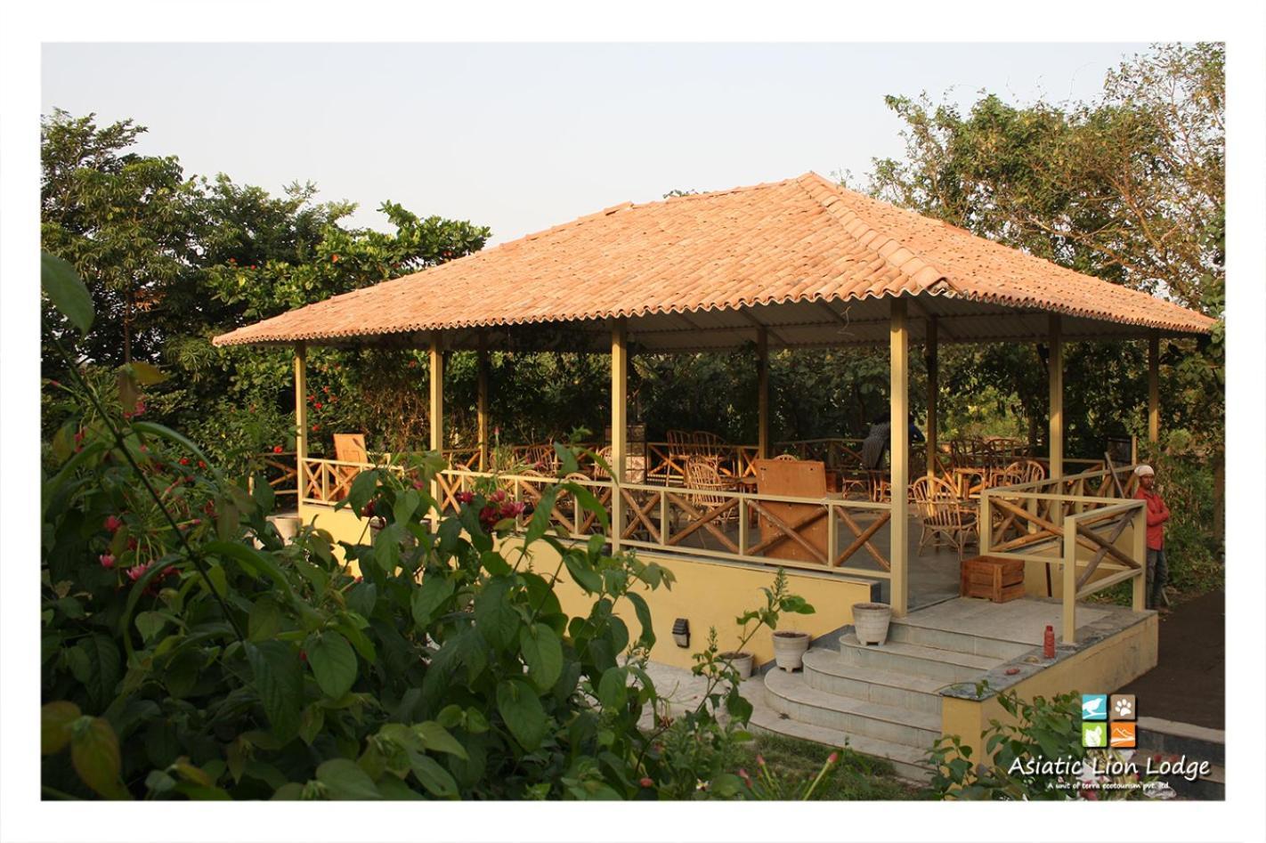 Asiatic Lion Lodge Sasan Gir Esterno foto