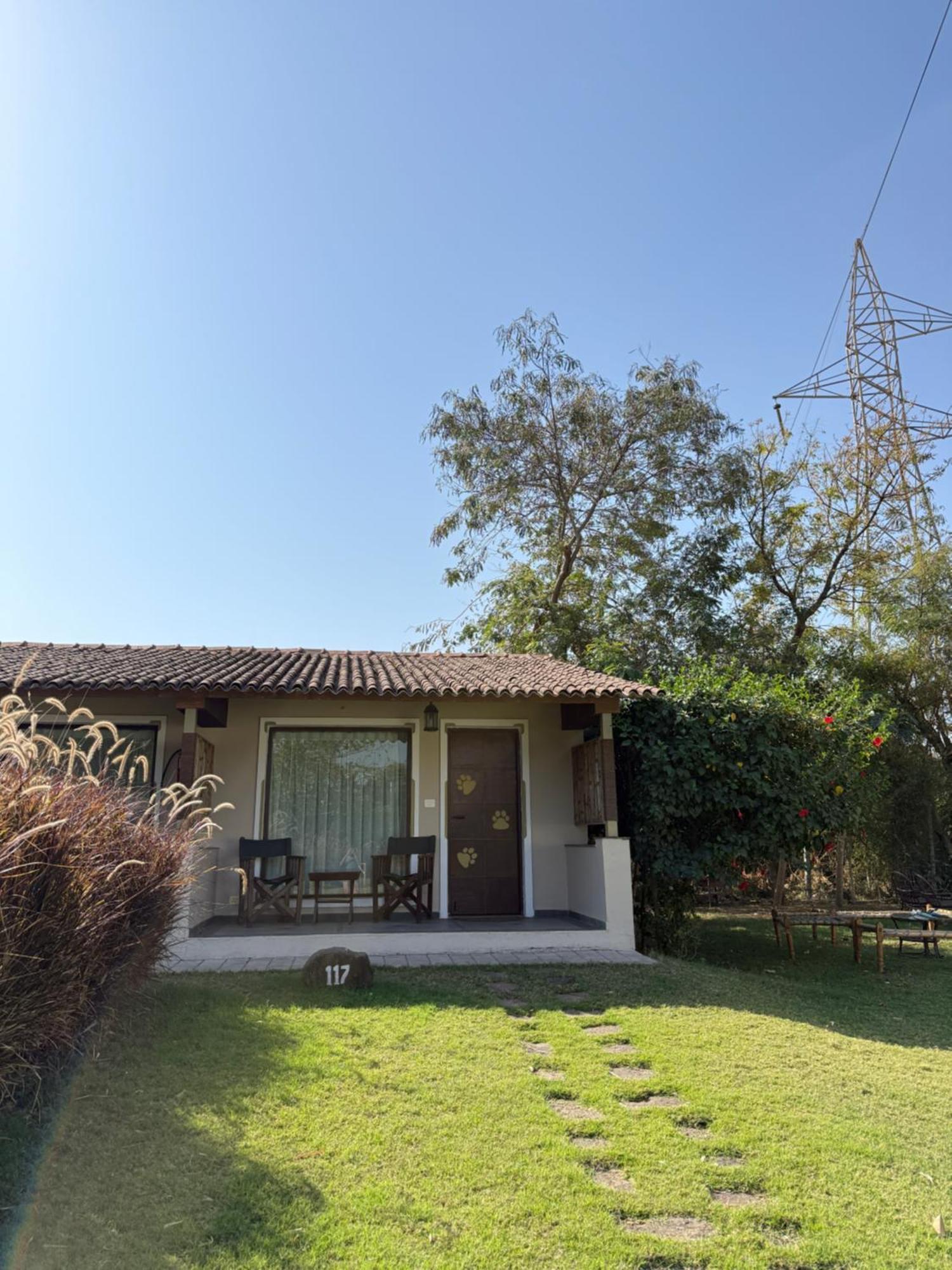 Asiatic Lion Lodge Sasan Gir Esterno foto