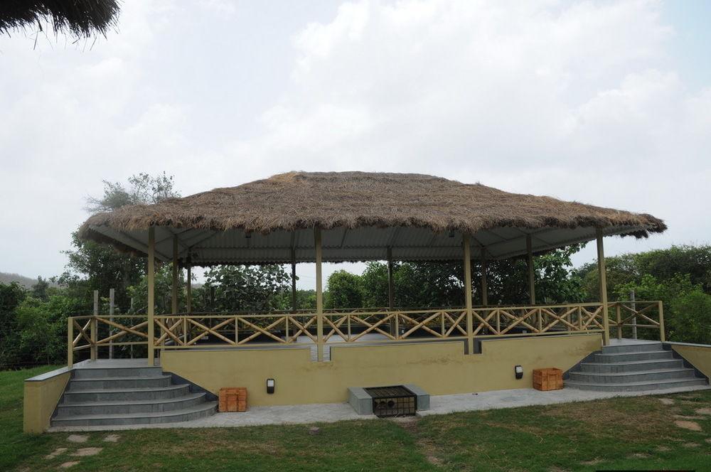 Asiatic Lion Lodge Sasan Gir Esterno foto